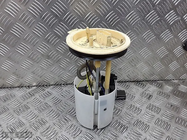 Bomba de combustível VW BEETLE CABRIO 1.97L diesel 1K0919050AB image 4