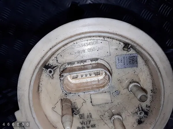 Bomba de combustível VW BEETLE CABRIO 1.97L diesel 1K0919050AB image 6