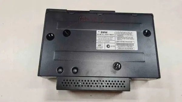 BMW CD-vaihtaja OEM 6512697775901 1-sarja E87 image 2
