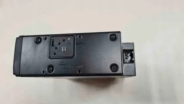 BMW CD-vaihtaja OEM 6512697775901 1-sarja E87 image 4