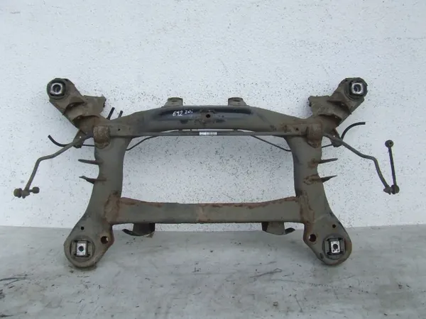 Bakvagnsbalk OEM 6783713 för BMW 1-serien image 2