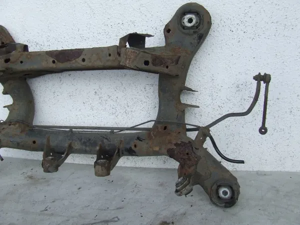 Bakvagnsbalk OEM 6783713 för BMW 1-serien image 5