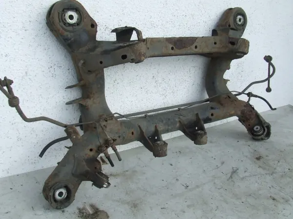 Bakvagnsbalk OEM 6783713 för BMW 1-serien image 7