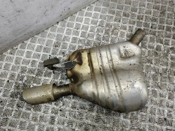Käytetty Audi OE äänenvaimennin OEM 4G0253612M A6 Avant image 8