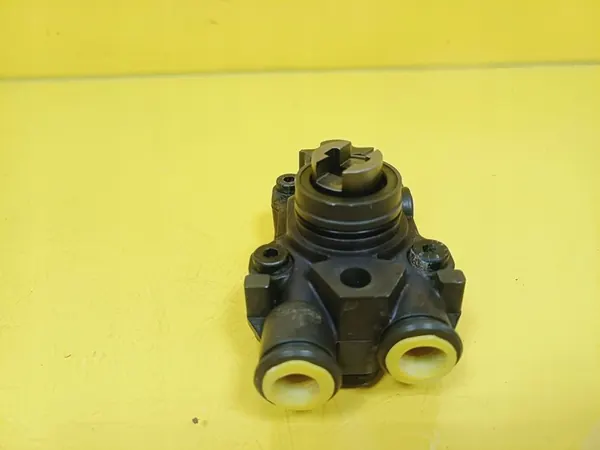 Brandstofpomp Mercedes W211 2.7 CDI A6110900250 image 4