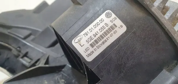 OEM 5GE941055B Halogeen LED linker koplamp VW Golf image 5