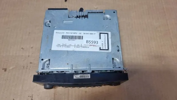 Radio CD OEM 7645136393 pour Peugeot Citroen image 3