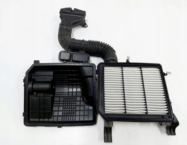 SUZUKI SX4 S-CROSS II Ilmansuodattimen kotelo 1.5 H image 3