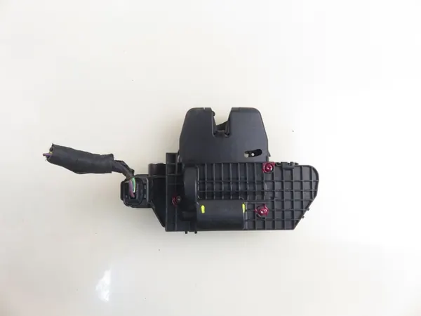 Takaluukun lukko Peugeot 301 9677220380 image 7