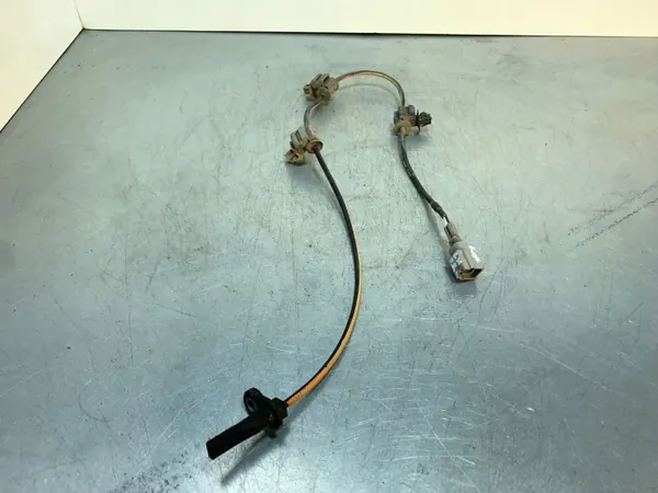 Subaru ABS-sensor Achter OEM 50853199B - Gebruikt image 2