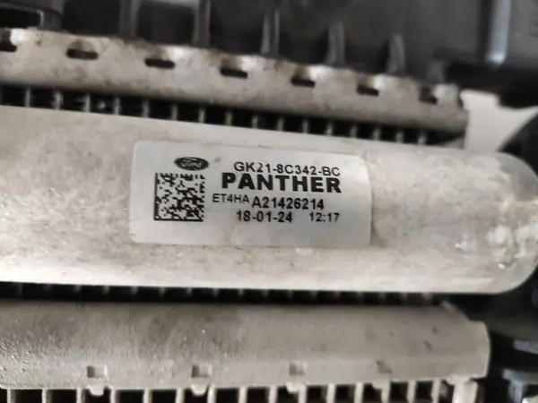 Conjunto de radiadores Ford Transit MK8 3.5V6 EcoBoost image 4