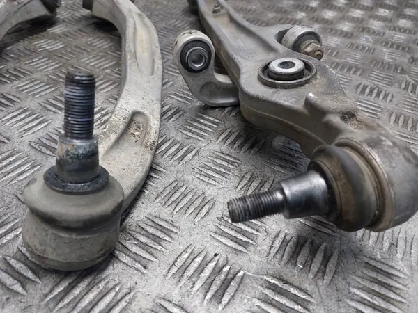 Bracci di Controllo Anteriori Audi A6 C6 3.2 FSI image 3