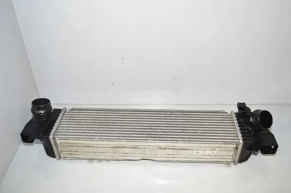 BMW F39 F40 F45 F46 F48 Radiador Intercooler OEM 7617598 image 2