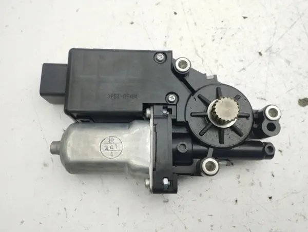 Peugeot 4007 Schiebedachmotor OEM 8331004050 image 7
