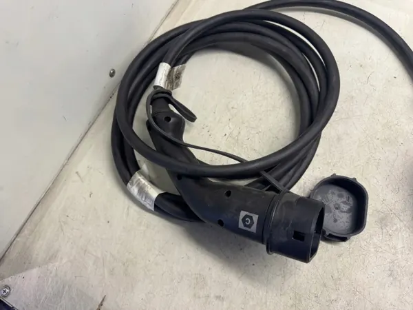 Skoda OE Ladekabel OEM 5LA971675A image 4