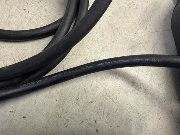 Skoda OE Ladekabel OEM 5LA971675A image 9