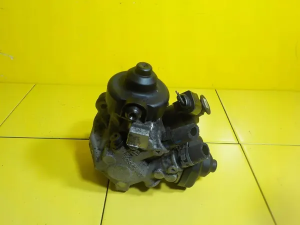 Einspritzpumpe AUDI A5 A4 B8 2.7 TDI 059130755AB image 3