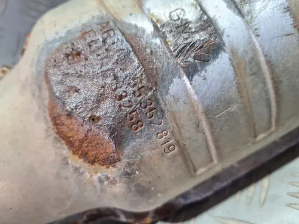 Catalisador OEM 55352819 GM92 para Opel image 3