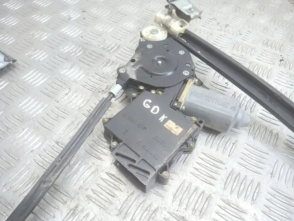 Ford Galaxy 1997 Elevador de vidro elétrico traseiro direito image 2