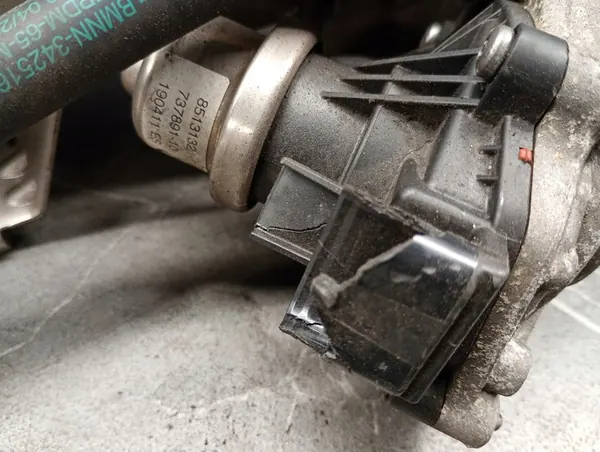 Enfriador EGR BMW G01 G02 G05 G06 OEM 859983205 image 5