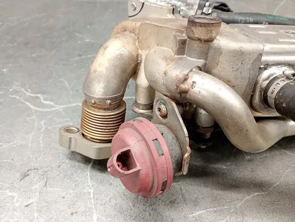 Enfriador EGR BMW G01 G02 G05 G06 OEM 859983205 image 7