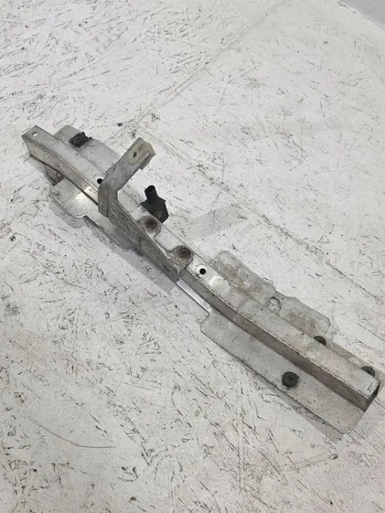 BMW X6 F16 Vasen ajovalokiinnike OEM 729449108 image 3