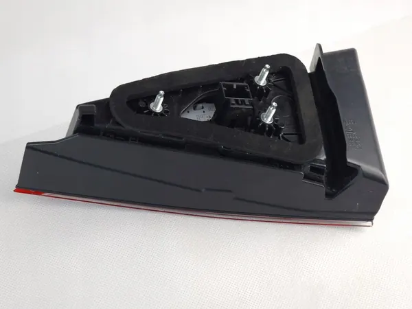 Luz Trasera Izquierda para Skoda Kodiaq 565945307B image 8