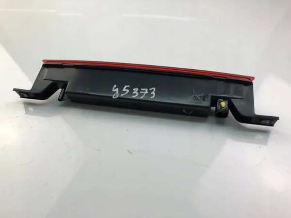 Lámpara Stop Dodge Caliber OEM 5303754AD - Usado image 5