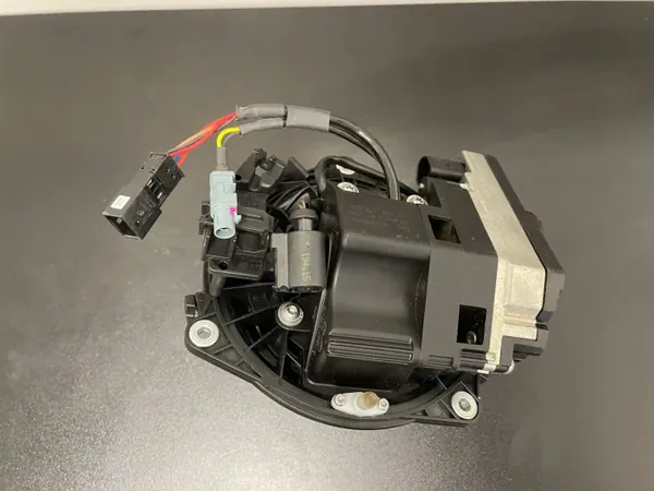 OEM 3G0827469H VW Passat B8 Backkamera image 3