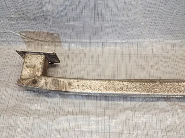 Renforcement de pare-chocs avant Peugeot 308 T7 OEM image 8