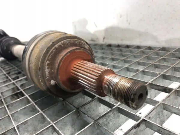 Höger främre halva axel Renault Laguna II 8200405333 image 3