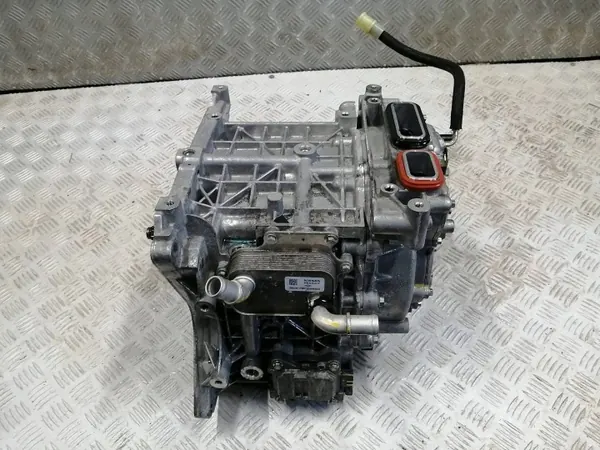 Moteur d'occasion OEM 6AM402 pour Renault image 2