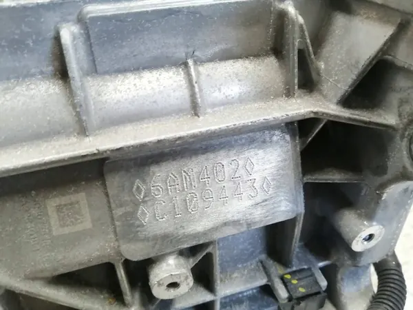 Moteur d'occasion OEM 6AM402 pour Renault image 4