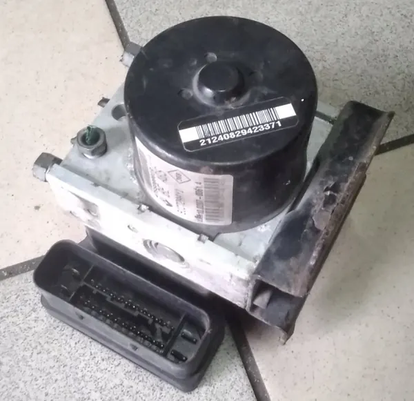 Renault ABS-Pumpe OEM 476600001R für Laguna III image 2