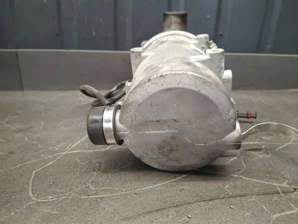 Webasto värmesystemdelar OEM 9022111B för Mercedes Actros MP4 image 4