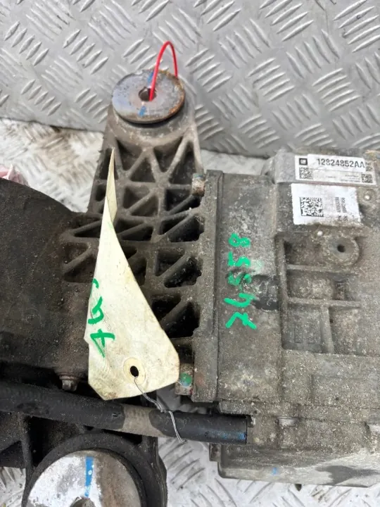 Differential Rear Axle Opel Insignia I 12824852AA image 5