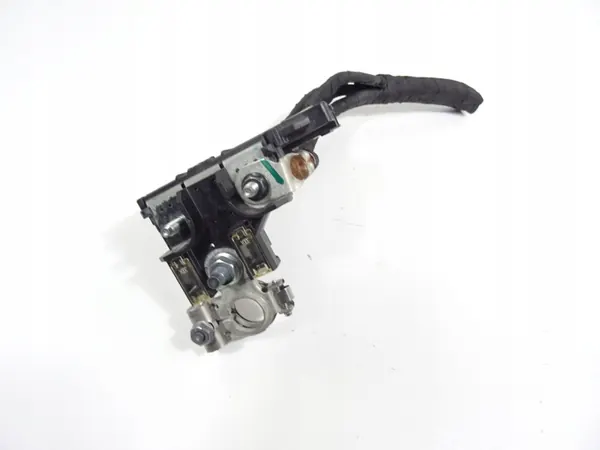 NISSAN JUKE F15 Batteri Pluspol OEM image 6