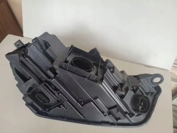Audi Q5 Ajovalon kiinnityssarja OEM 80A941033 image 3