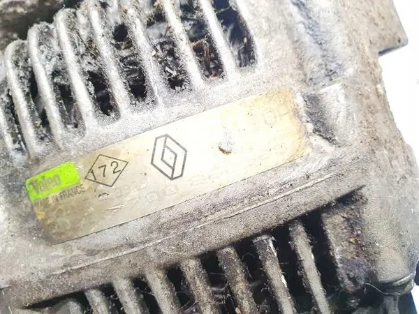 Renault Megane Alternator 1996 1.4L 7700862865 image 3