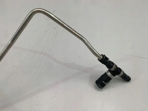 Durite de refroidissement turbo OEM 0PB121664A - Porsche image 3