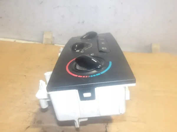 Gebrauchtes Citroen OE Ansaugpanel OEM H5756 image 3