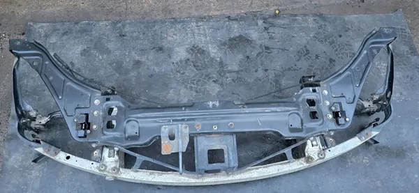 Para-choque dianteiro Mercedes C207 W207 Cabrio image 4