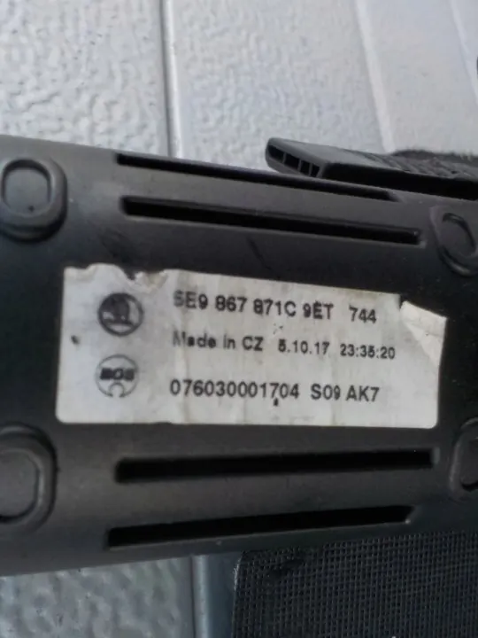 Store Roulant Coffre Skoda Octavia III Break 5E9867871C image 4