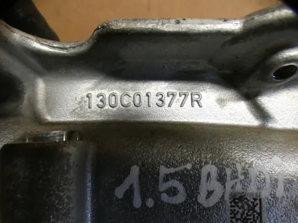Moottorin Venttiilikansi OEM 130C01377R Renaultille image 3