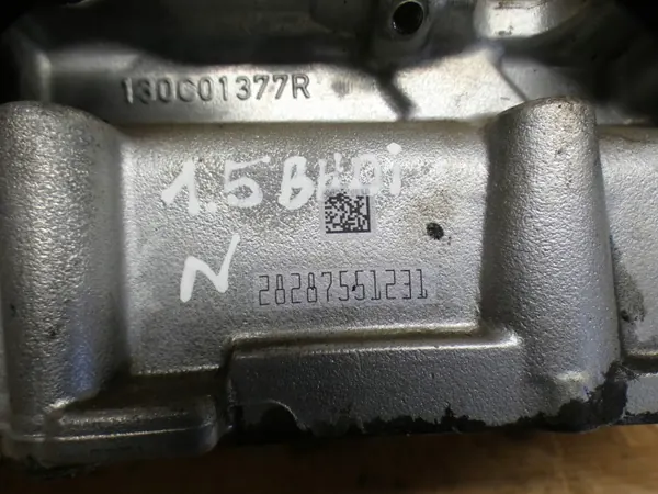 Moottorin Venttiilikansi OEM 130C01377R Renaultille image 4