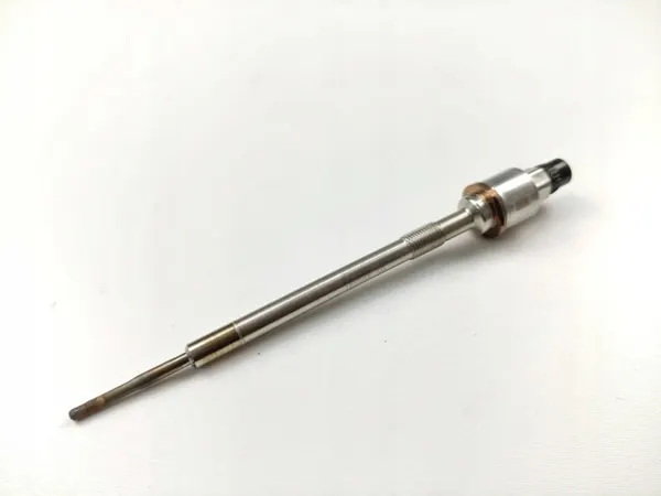 Hehkutulppa OEM 55590467 Opel 2.0 CDTI image 2