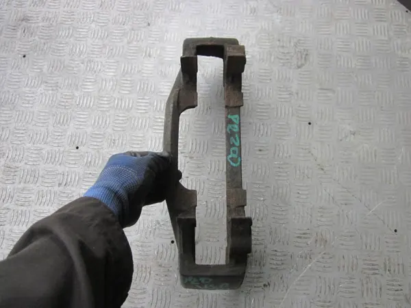 Jarret Avant OEM JARZMA UŻYWANE pour Renault Magnum image 2