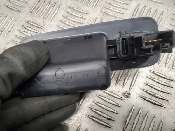 Lexus NX 2015 Innengriff Hecktür OEM 6929178010 image 3
