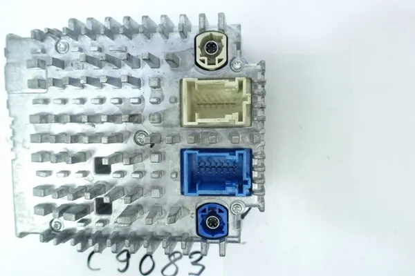 Module de contrôle multimédia Mercedes OEM A2068203201 image 6