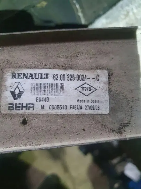 Renault OE 8200325003 Gebruikte luchtkoeler image 3